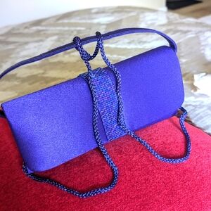 NWOT VIOLET PURPLE 💜 SATIN WITH RHINESTONES EVENING CLUTCH BAG